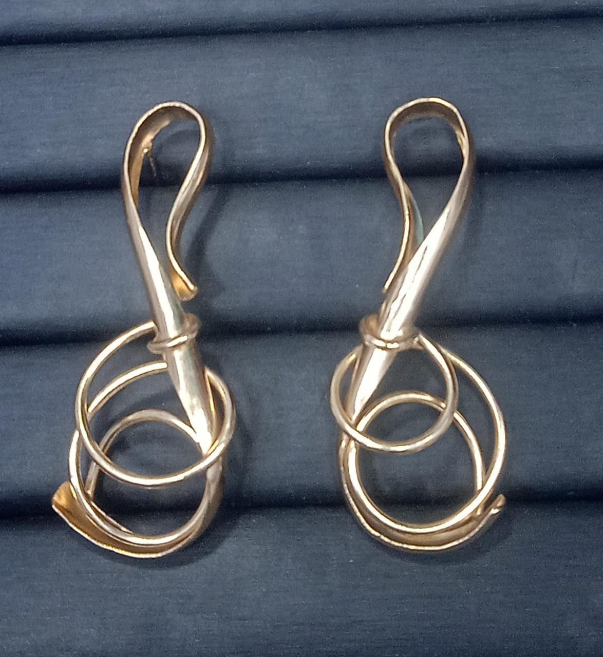 d4329ae2-8f78-410f-b8d6-0b68c850e9e2