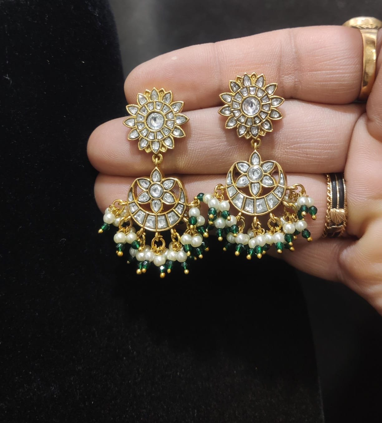 a0a992ff-245c-45b3-b7c4-50b1a9a5a664