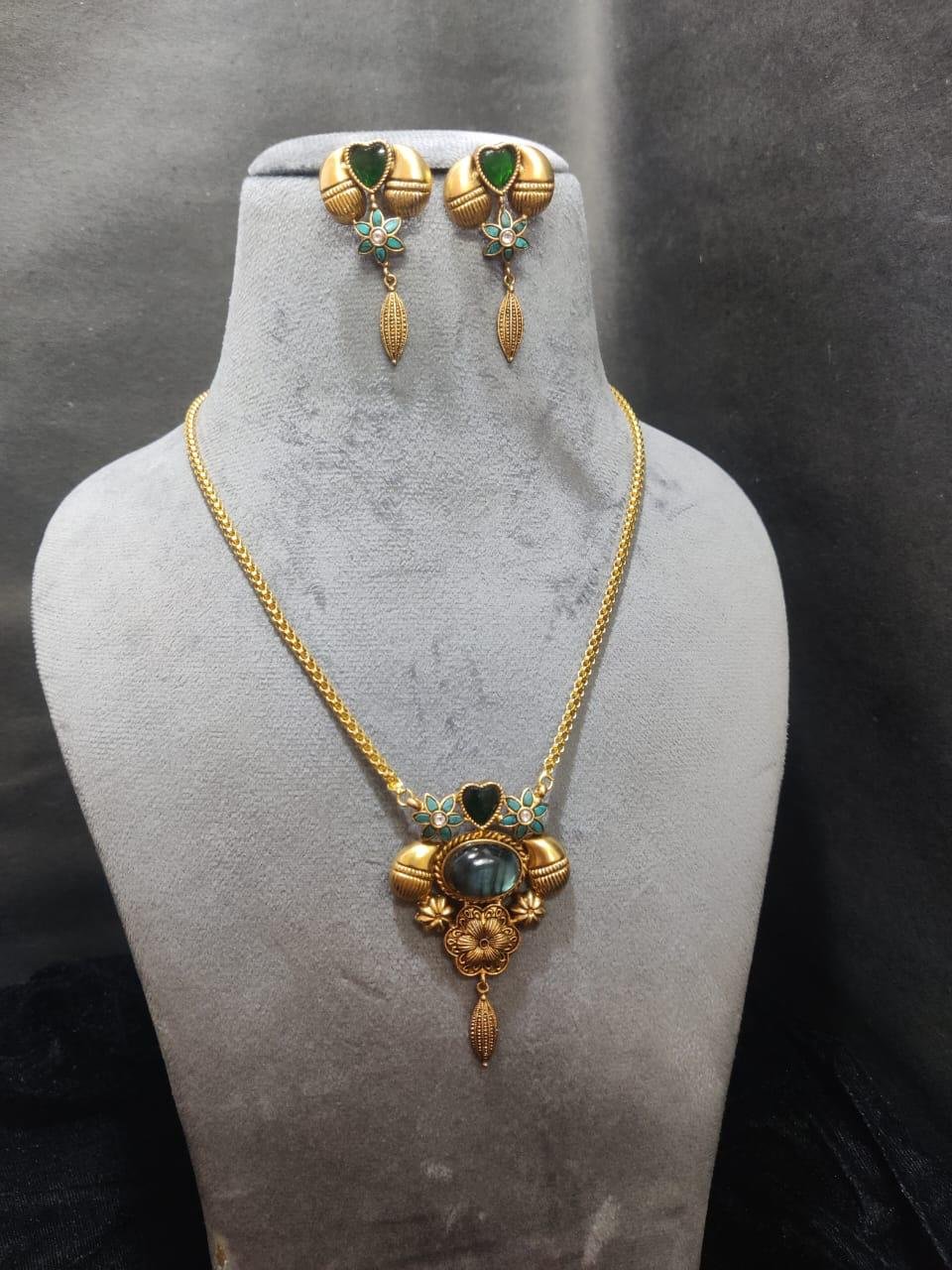 f7a61f81-a98b-4ef3-a12d-572acc7fd044